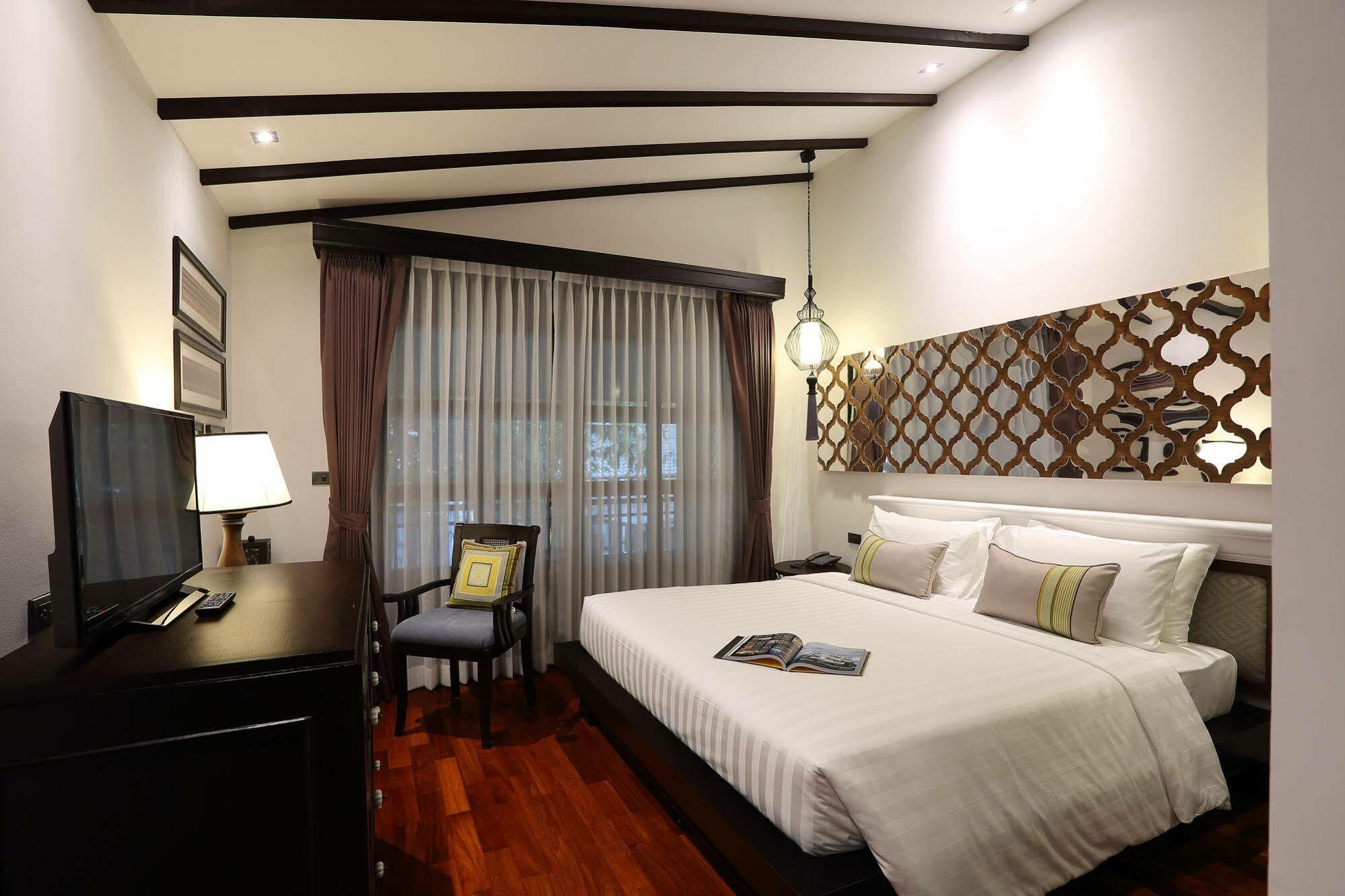 Na Nirand Romantic Boutique Resort Чиангмай Екстериор снимка